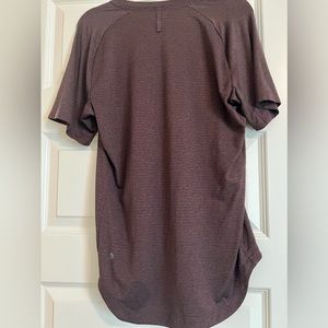 Lululemon License to train shirt